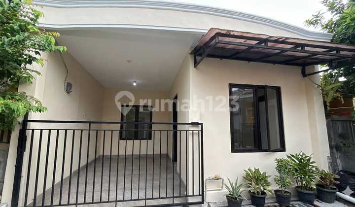 For Sale Fast 1 1/4 Story House in Taman Harapan Baru Housing Complex For Sale Fast 1 1/4 Story House in Taman Harapan Baru Housing Complex