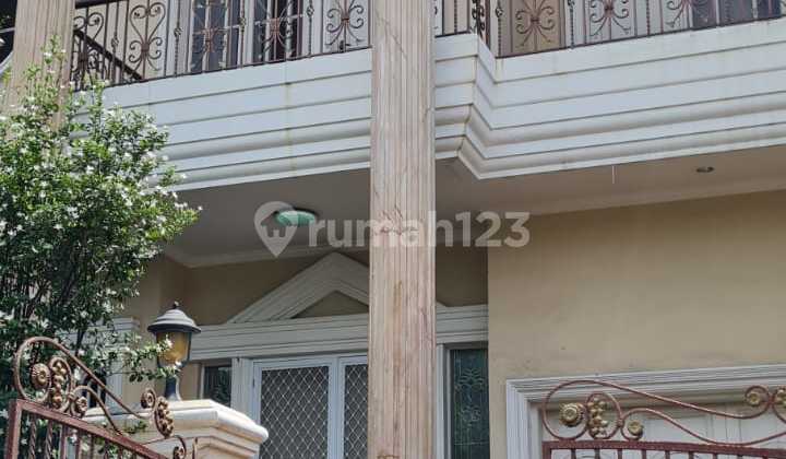 Dijual Rumah 2 Lantai di Villa Permata Gading Kelapa Gading