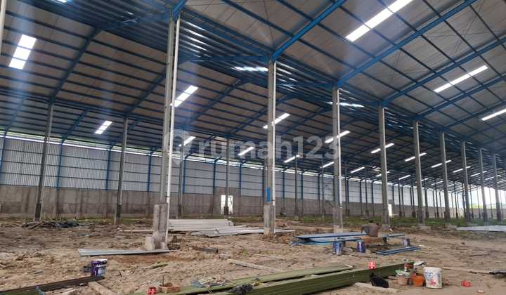 Warehouse for Rent, Spacious, in Cikarang Delta Silicon, Bekasi Warehouse for Rent, Spacious, in Cikarang Delta Silicon, Bekasi