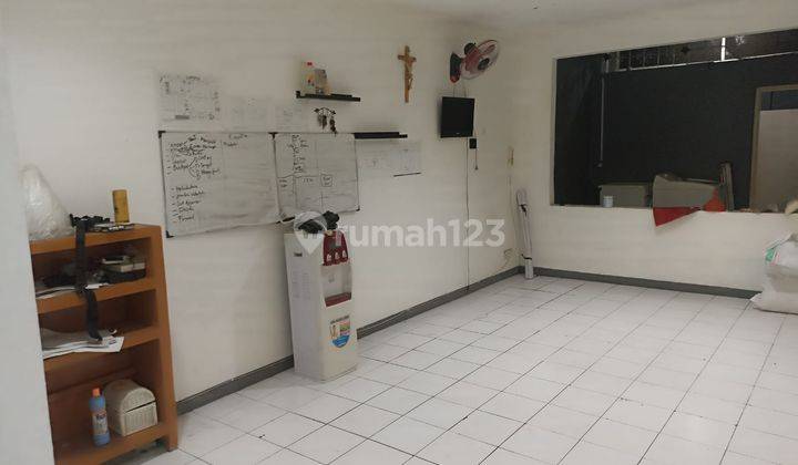 Dijual Cepat Rumah 2 Lantai di Jalan Arteri Kelapa Gading Jakarta Timur 2