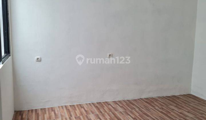 Dijual Rumah Baru 2 Lantai Semi Furnished di Metland Cluster Jura Jakarta Timur 2