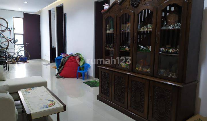 Dijual Rumah 2,5 Lantai di Rawamangun Jakarta Timur 2