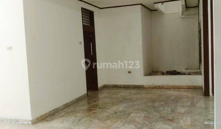 Dijual Rumah Nyaman Tenang 2 Lantai di Dalam Cluster Rawamangun, Jakarta Timur 2