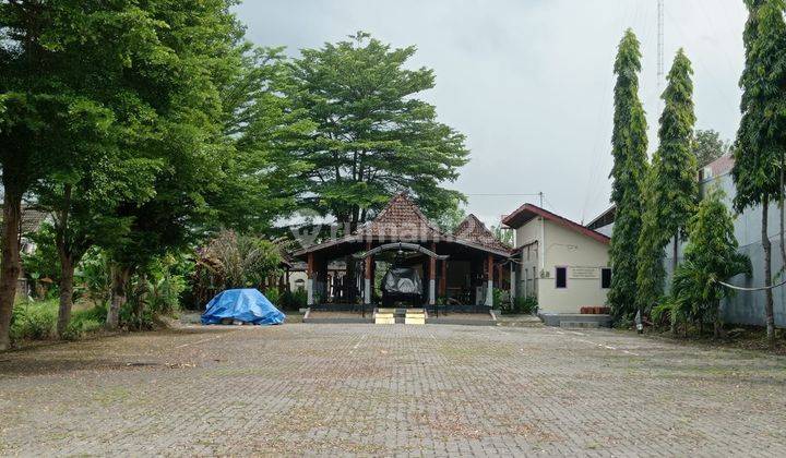 Ruang Usaha Luas Cocok Resto Dkt Kampus Ugm, Uii Dan Ringroad Utara 1