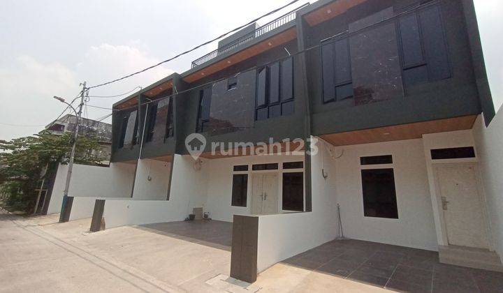 Di Jual Rumah Murah 2 Lantai Dekat Dengan Jalan Angkasa Gunung Sahari Jakarta Pusat