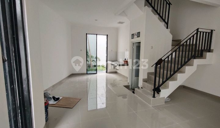 For Sale Luxury House Near Gambir Central Jakarta Strategic Location