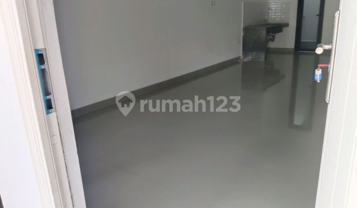 For Sale 2-Story House in Pramuka Sari Near Matraman East Jakarta