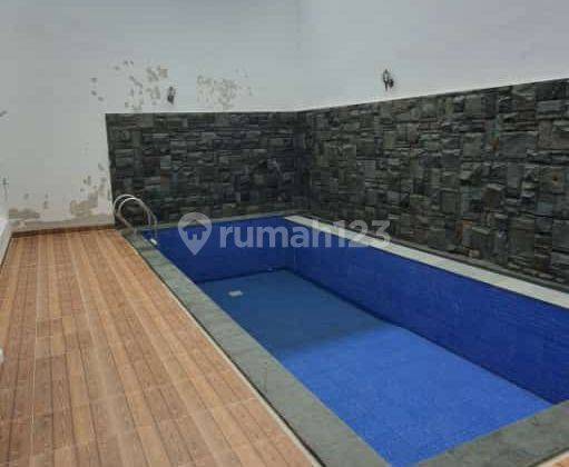 Rumah mewah clasik moderen lingkungan adem di Sentul city 2