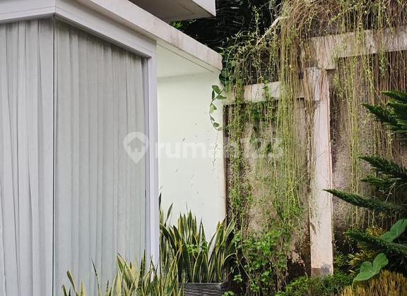 Rumah 3 Lantai Shm Luas 330m 3+1 Kamar Pamulang Ciputat 2