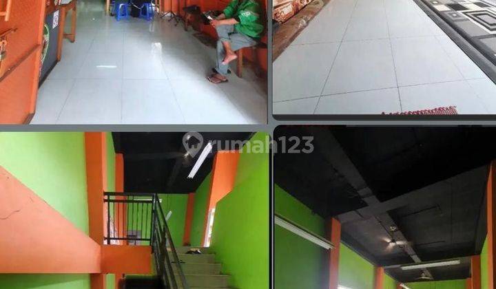 Dijual Cepat Ruko Ramai Pengunjung Bangunan Terawat Siap Ditempati di Tebet 2