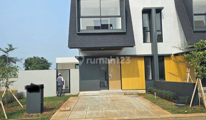 Dijual Cepat Rumah Mewah Lebar Muka 16 Meter di Sawangan Depok  2