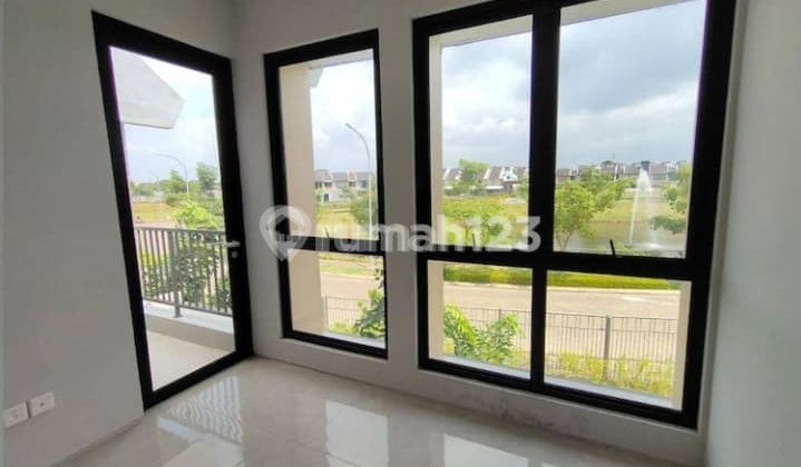 Rumah 2 Lantai 4+1 Kamar Luas 155M Z Living Grand Wisata Bekasi