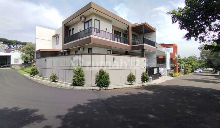 Two-Storey House with SHM, 7 Rooms, 300m² Area, Bogor Nirwana Residence Two-Storey House with SHM, 7 Rooms, 300m² Area, Bogor Nirwana Residence