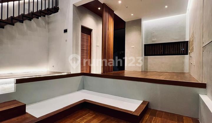 Rumah 4 Lantai 3 Kamar Luas 210m Jagakarsa Dekat Tol 2