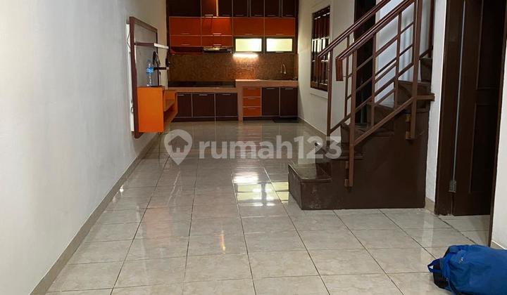 Rumah 2 Lantai Luas 180m 3 Kamar 200m Dari Alam Sutera Dekat Tol 2