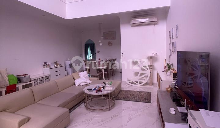 Rumah 3 Lantai Luas 300m 7 Kamar Pamulang Dekat Sawangan 2