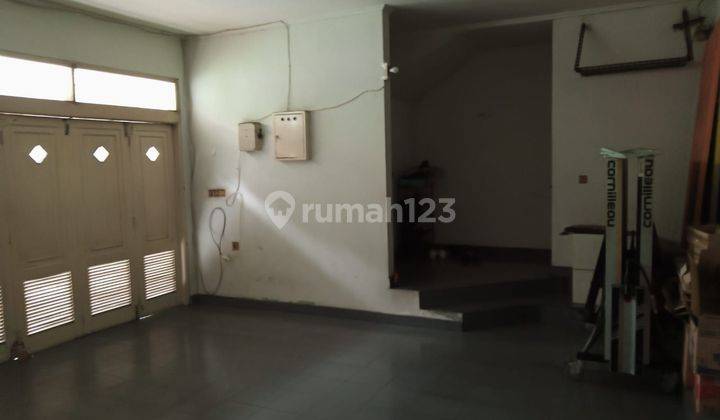 Rumah 2 Lantai Bagus di Lebak Bulus, Jakarta Selatan 2