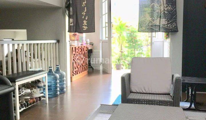 Rumah 2 Lantai Di Kebayoran Bagus Semi Furnished SHM 2