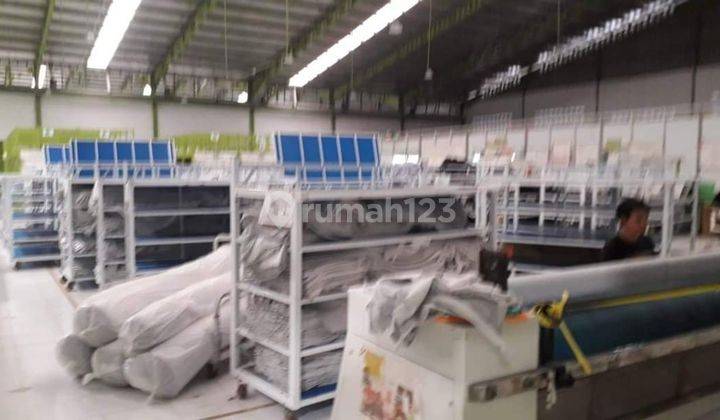 Pabrik Garment Masih Aktif 1