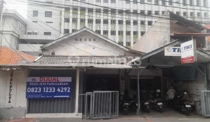 Rumah Di Kawasan Prestige Satu-satu Nya Di Veteran Gambir Jakarta Pusat Rumah Di Kawasan Prestige Satu-satu Nya Di Veteran Gambir Jakarta Pusat