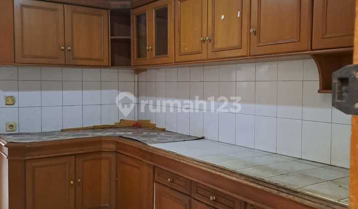 Rumah Nyaman Diatas Perbukitan Rumah Nyaman Diatas Perbukitan