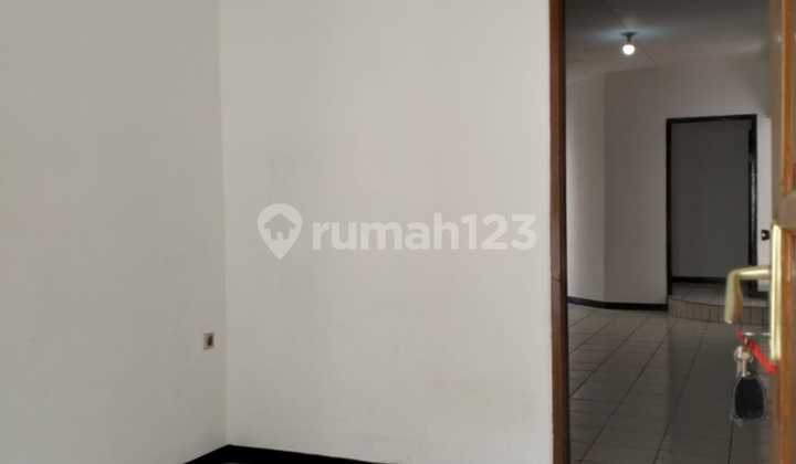 Rumah Sewa Ditempat Strategis 2