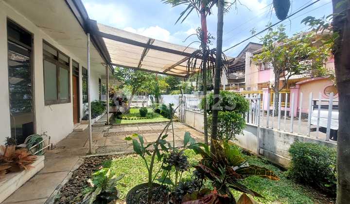 House in a Strategic Location 2