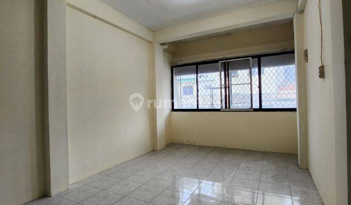 Disewakan Murah Rumah Jelambar Lokasi Sangat Trategis Rumah Unfurnished Kontrakan Sudah Renovasi SHM - Sertifikat Hak Milik di Jelambar 1