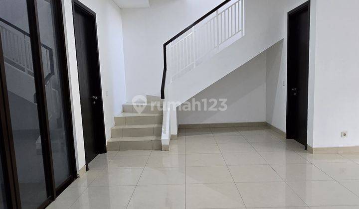 Dijual Rumah 2 Lantai Semi Furnished di Cluster Illustria, The Eminent. Ivn 2