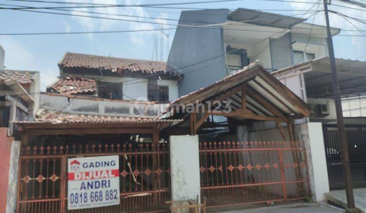 Di jual rumah tua di BCS Raya kelapa gading 1