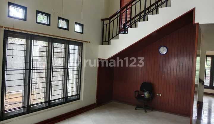 Rumah bagus , 2 lantai, 3 kamar, bebas banjir di jagakarsa jakarta selatan ( zen ) Rumah bagus , 2 lantai, 3 kamar, bebas banjir di jagakarsa jakarta selatan ( zen )