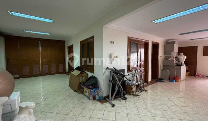 Luxury House, Corner Lot, Flood-Free, 5 Floors, Elevator Access, Strategic Location Muara Karang Pluit (Ivan) 2