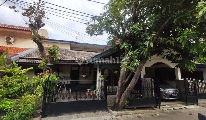 Rumah 2 Lantai SHM di Bekasi 1