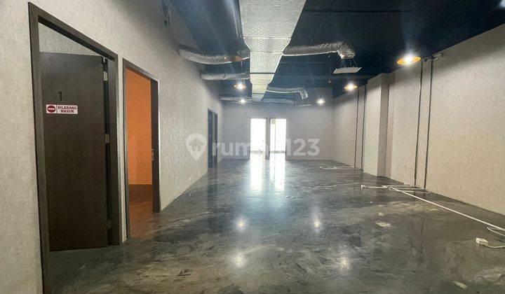 Office space kantor per lantai 200m2 Harga 140rb Landmark Auto Plaza Pluit 1