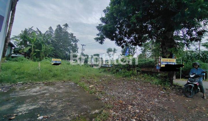 DI  TANAH KOSONG DI PINGGIR JALAN DEKAT TAMAN UNYIL UNGARAN 1