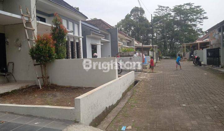 RUMAH PESAN BANGUN BISA KPR DI VILLA DELIMA UNGARAN 1