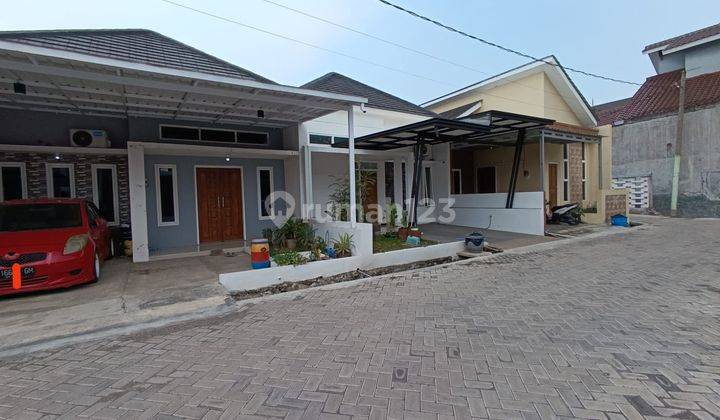 Rumah Cantik Baru Di Banyumanik 1