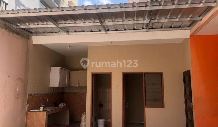 Rumah di Cluster Heliconia 2 Lantai luas tanah 200m2 bangunan 250m2 3 kamar SHM Bagus di harapan indah bekasi 2