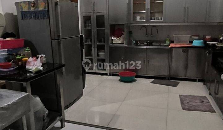 Rumah di Cawang Kapling 3 Lantai luas tanah 260m2 bangunan 450m2 5 kamr tidur SHM furnished bagus hadap selatan di cipinang cempedak jakarta timur 2