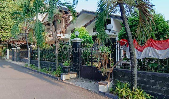 Rumah Cantik Di Jual Semi Furnished  Area Rempoa Tangsel  2