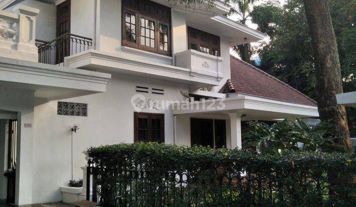 Rumah Mewah Disewakan Area Premium Menteng Jakarta Pusat 1