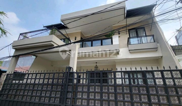 House For Rent in Kebayoran Baru Area Fully Furnished South Jakarta