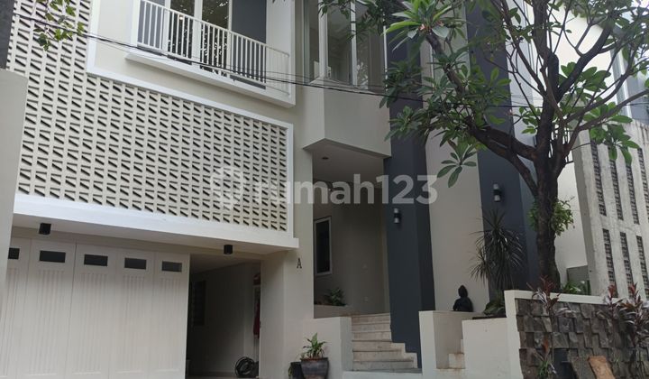 Kemang Area Residence Luxury Model Town House Kemang South Jakarta Kemang Area Residence Luxury Model Town House Kemang South Jakarta