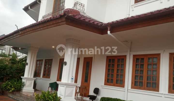Luxury House in Menteng Area with Complete Swimming Pool Central Jakarta