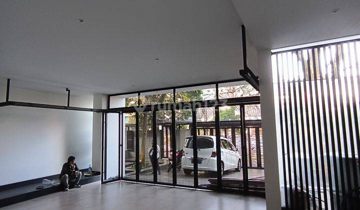 Rumah Elegant Di Jual Siap.huni Dekat Sudirman Jakarta Pusat 2