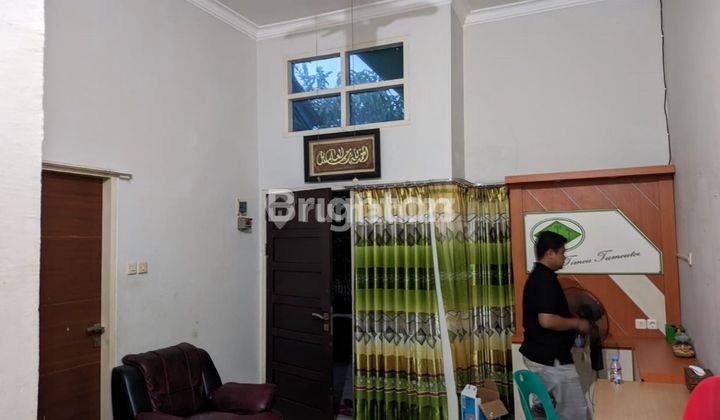 DI  RUMAH PERUMAHAN BUMI SEMPAJA SAMARINDA 2