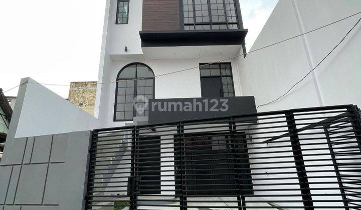 Dijual Rumah Minimalis Modern Di Jatinegara Jakarta Timur 1