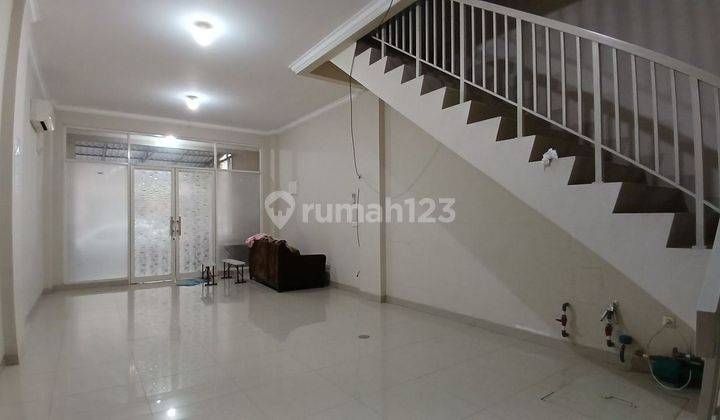 Disewakan ruko grand galaxy Bekasi Furnish bisa gandeng 1