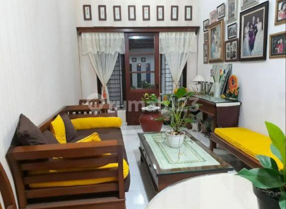 Dijual murah rumah  Kemang Pratama 2 terawat siap huni 2