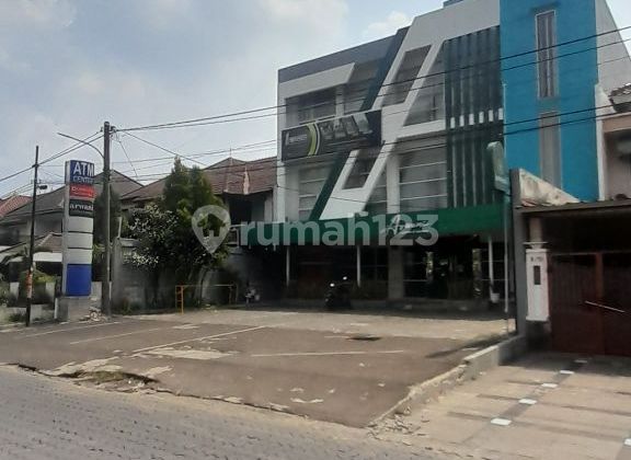 For Rent Nice 3-Story Building in Kemangkon Pratama Bekasi For Rent Nice 3-Story Building in Kemangkon Pratama Bekasi